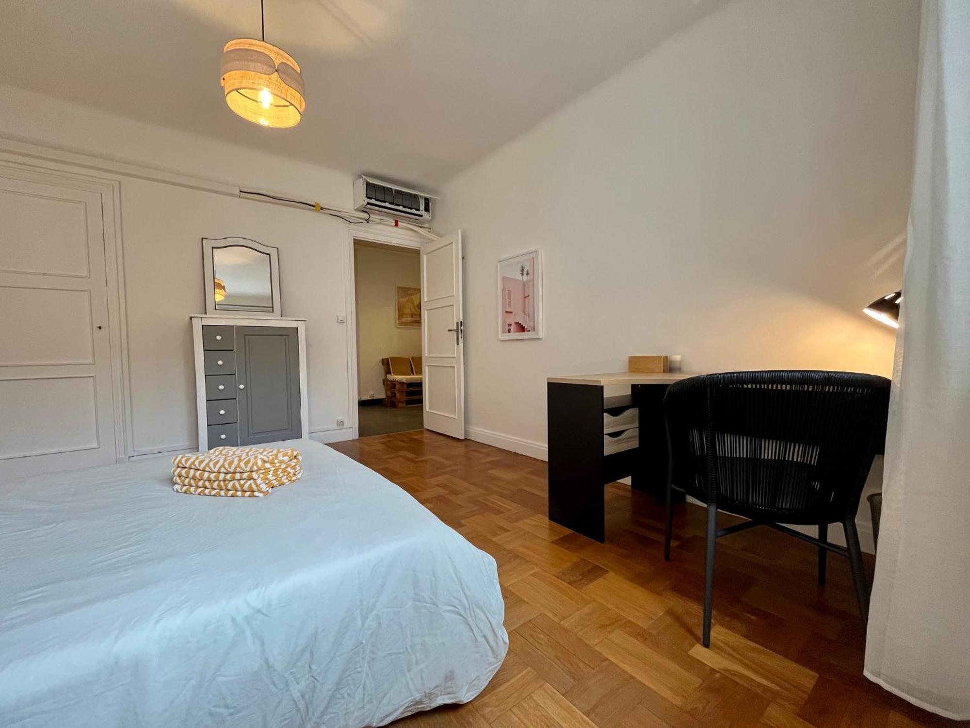 Suite Corneille ลียง ภายนอก รูปภาพ