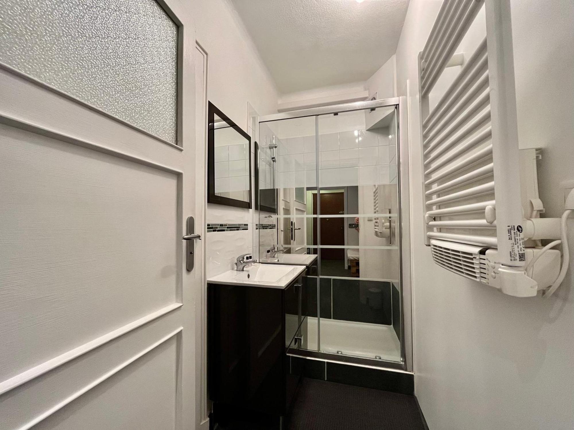 Suite Corneille ลียง ภายนอก รูปภาพ